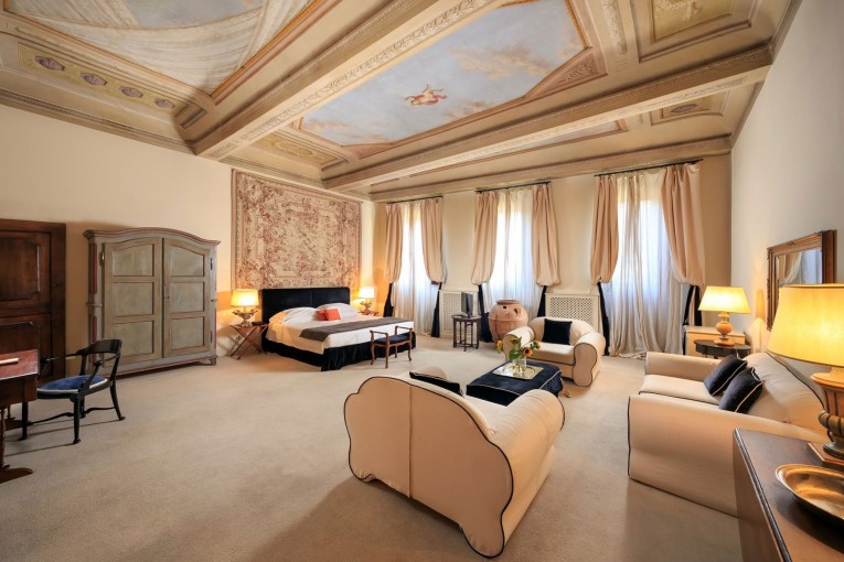 Hotel J&J
