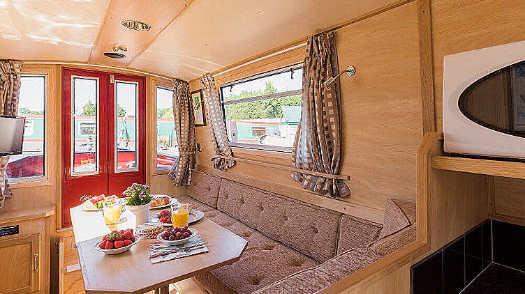 Warbler för 6-8 personer